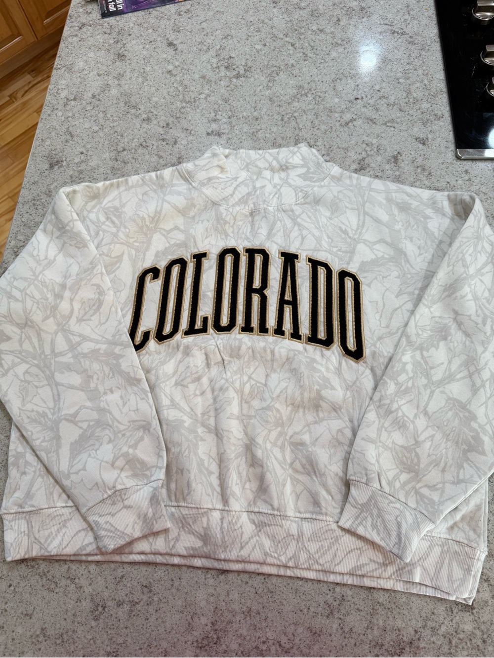 Colorado Crewneck Sweatshirt - Women’s Size - White/Light Camo New With Tags